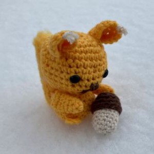 Little Cube Squirrel Amigurumi Pattern