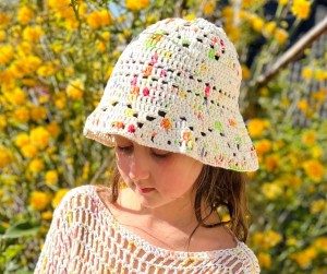 lollipop-summer-diamond-bucket-hat_post_1.jpg